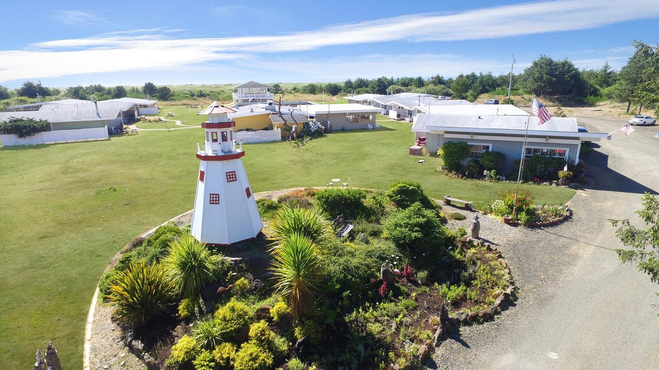Beachwood & Resort